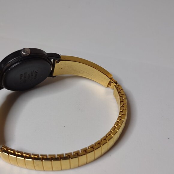 Mickey Mouse Lorus Watch With 6 Inch Gold Tone Stretch Band - Picture 11 of 14